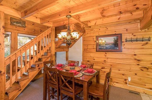 Smokey Max Cabin Pigeon Forge Exterior foto