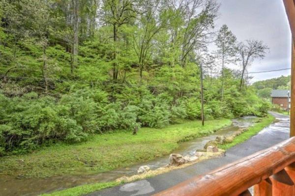 Smokey Max Cabin Pigeon Forge Exterior foto
